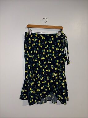 Banana Republic | Navy Lemon Wrap Skirt